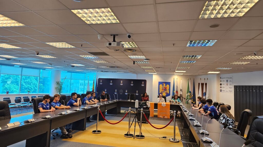 Echipa BraveBots, primită la Primăria Municipiului Ploiești după performanțele obținute la Istanbul Premier Event 2026